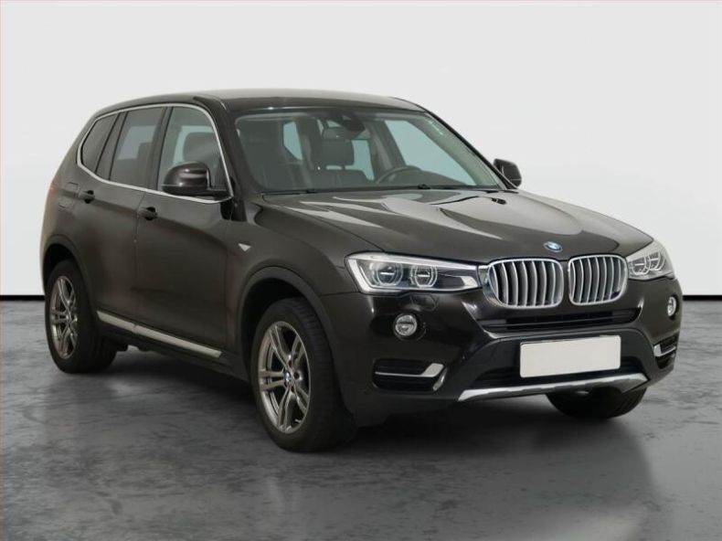 BMW X3 - hlavní foto