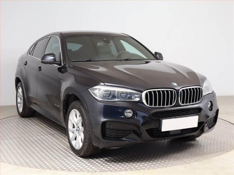 BMW X6 - hlavní foto