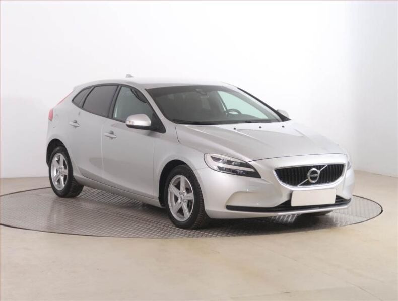 Volvo V40 - hlavní foto