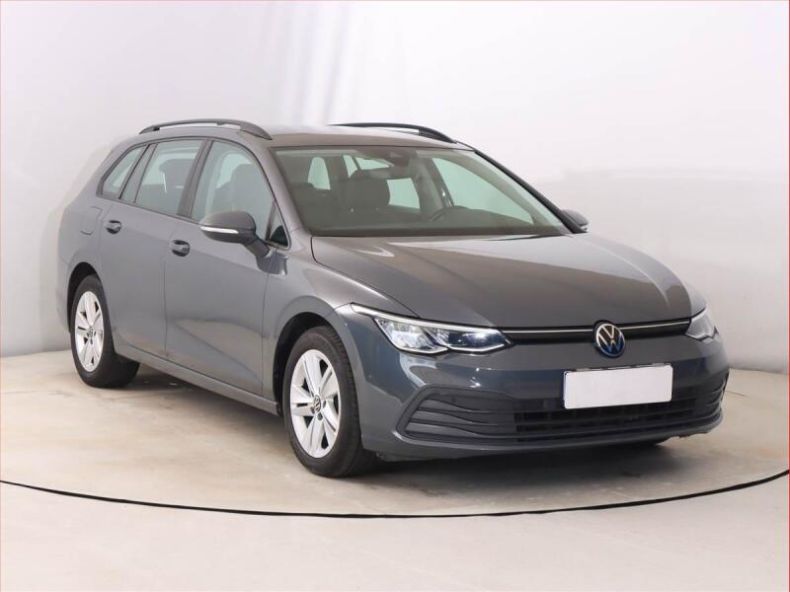 Volkswagen Golf - hlavní foto