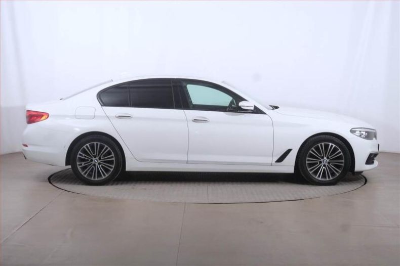 BMW Řada 5 - hlavní fotka