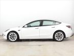 Tesla Model 3 - fotka číslo 2