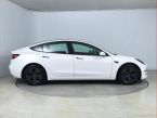 Tesla Model 3 - fotka číslo 5