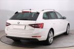 Škoda Superb - fotka číslo 4