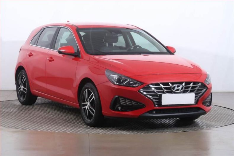 Hyundai i30 - hlavní foto