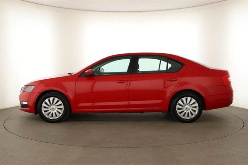 Škoda Octavia - hlavní fotka