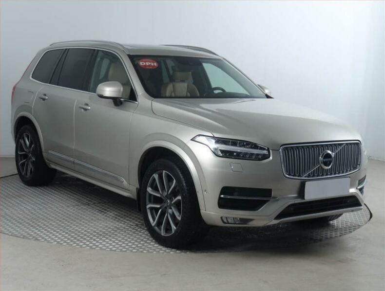 Volvo XC90 - hlavní foto