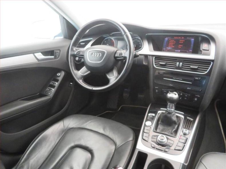 Hyundai i30 - hlavní foto