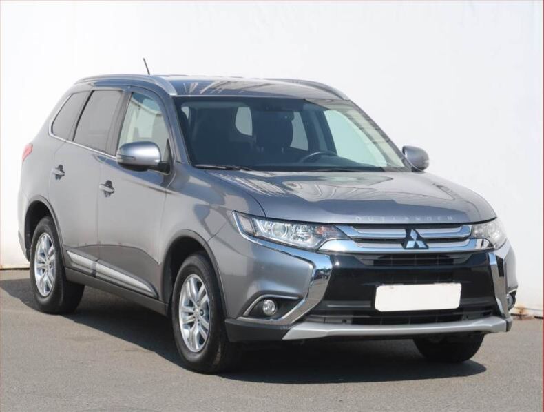 Mitsubishi Outlander - hlavní fotka inzerátu