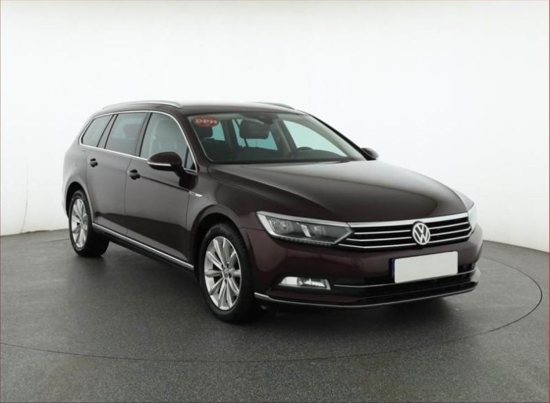 Volkswagen Passat - hlavní foto