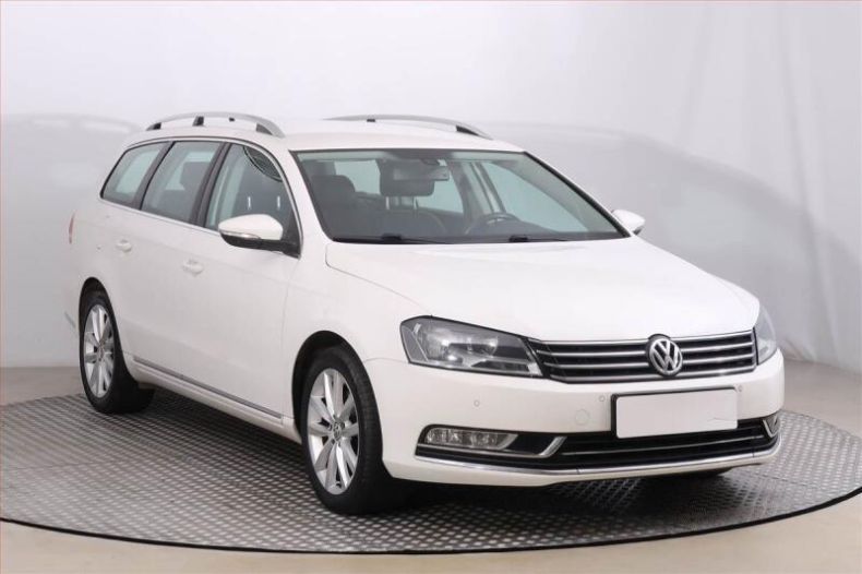 Volkswagen Passat - hlavní foto
