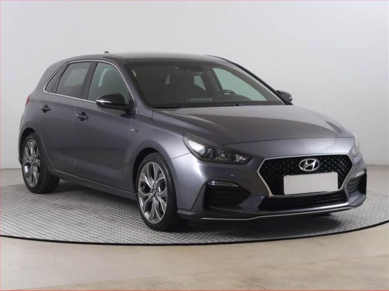 Hyundai i30 - hlavní foto