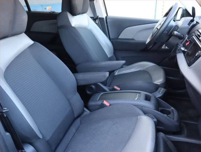 Citroën C4 Picasso - hlavní fotka