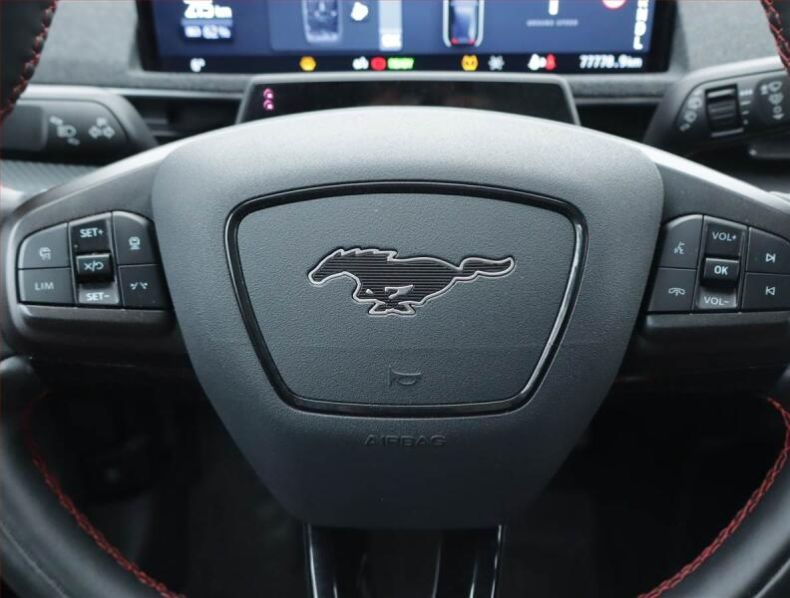 Ford Mustang Mach-E - hlavní fotka