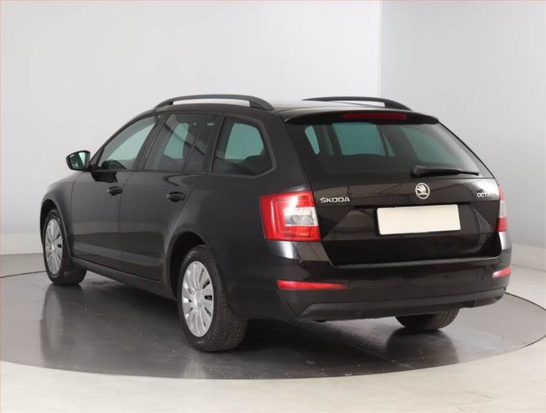 Škoda Octavia - hlavní fotka