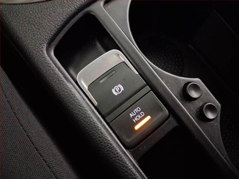 Volkswagen Touran - hlavní fotka