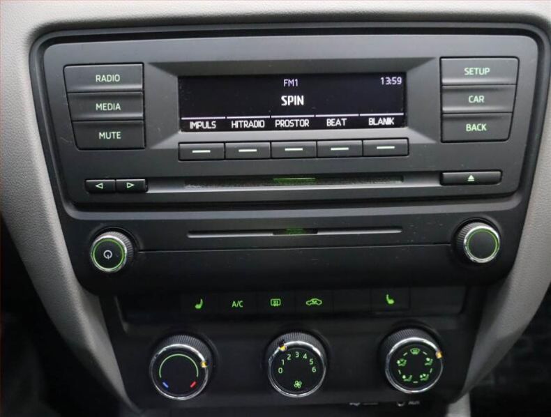 Škoda Octavia - hlavní fotka