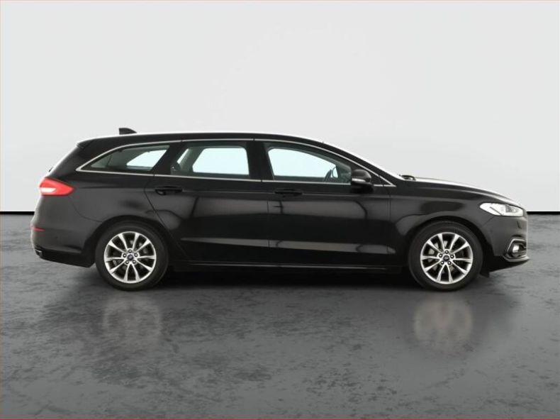 Ford Mondeo - hlavní fotka