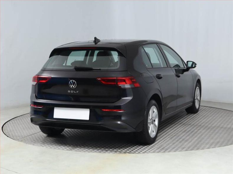 Volkswagen Golf - hlavní fotka