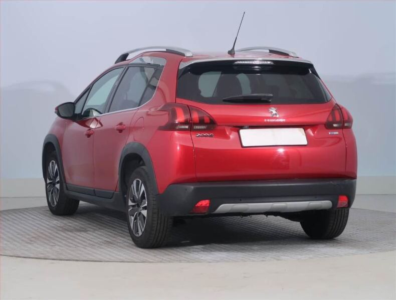 Peugeot 2008 - hlavní fotka