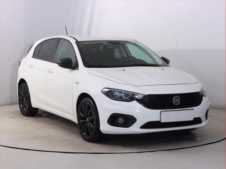 Fiat Tipo - hlavní foto