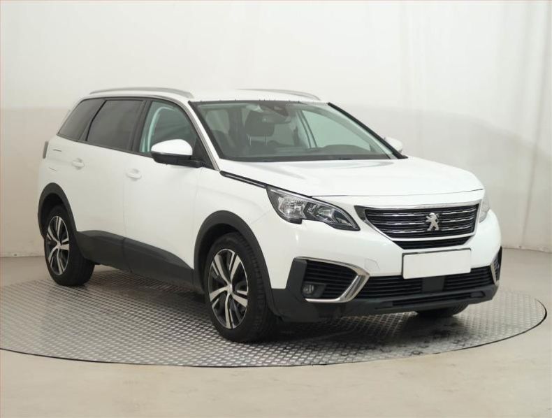 Peugeot 5008 - hlavní foto