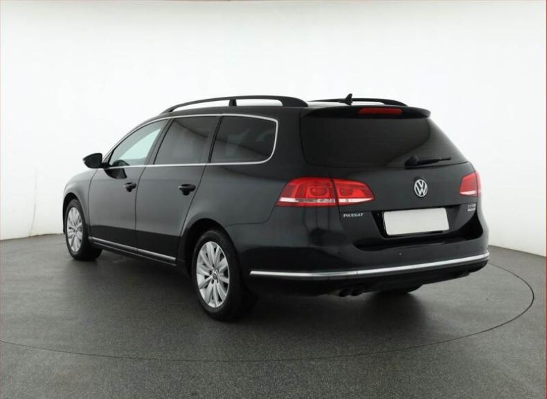 Volkswagen Passat - hlavní fotka