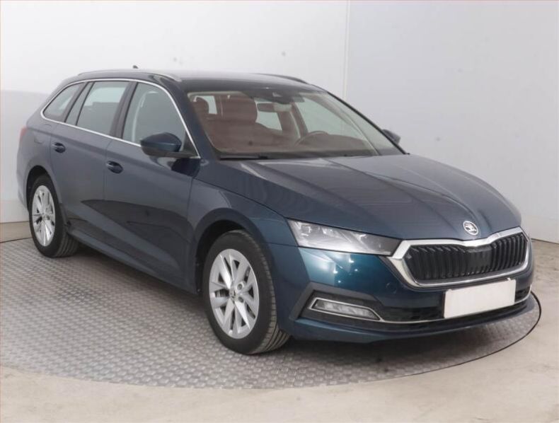 Škoda Octavia - hlavní fotka