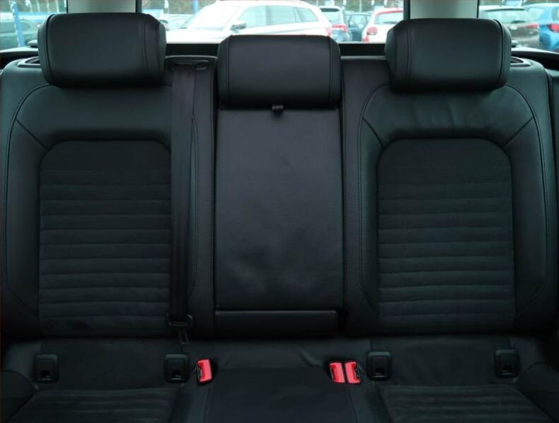 Volkswagen Passat - hlavní fotka