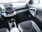 Toyota RAV 4 - fotka číslo 7