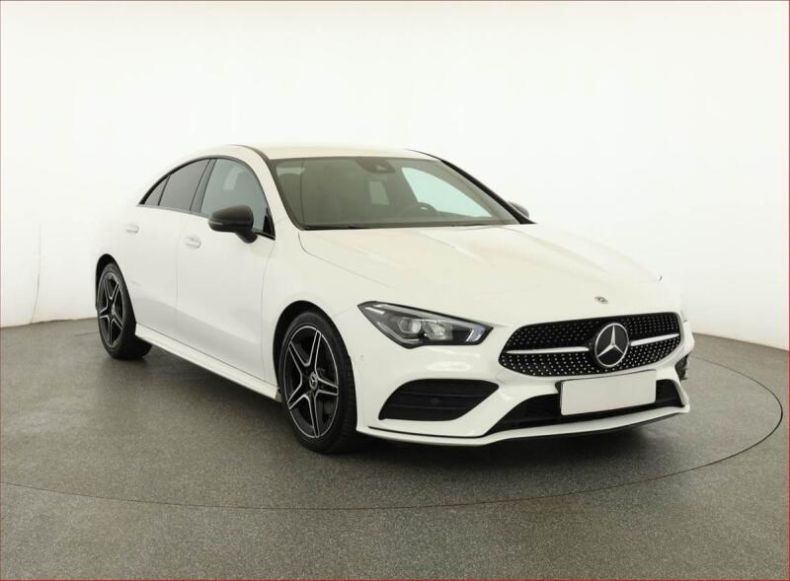 Mercedes Třída CLA - hlavní foto
