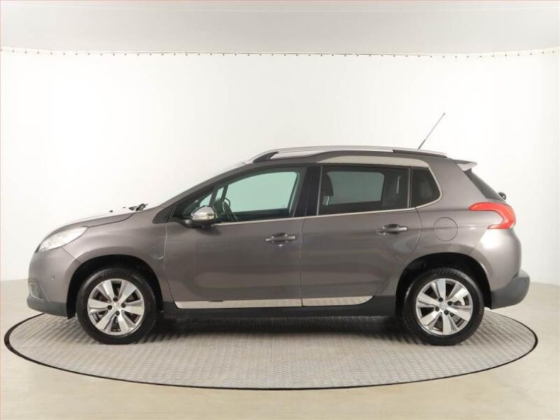 Peugeot 2008 - hlavní fotka