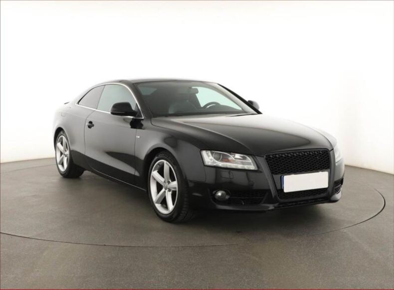 Audi A5 - hlavní foto