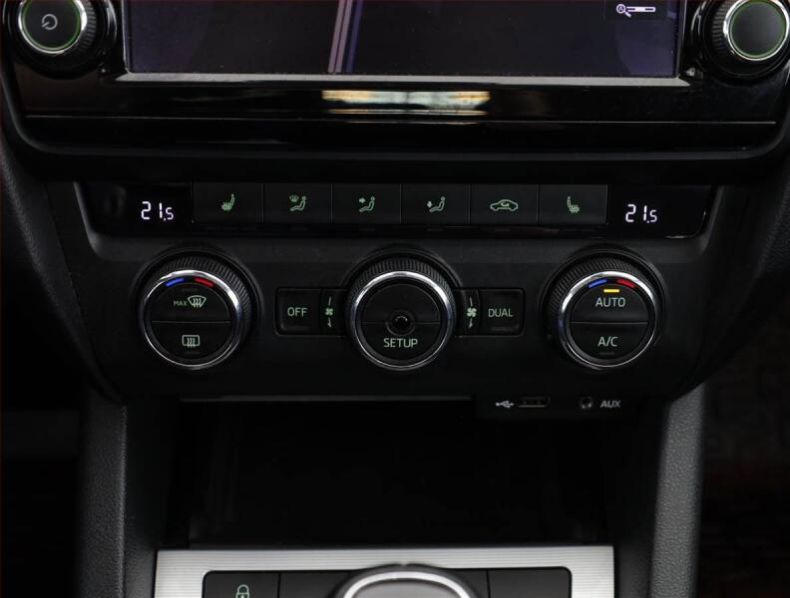 Škoda Octavia - hlavní fotka