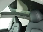 Tesla Model Y - fotka číslo 16