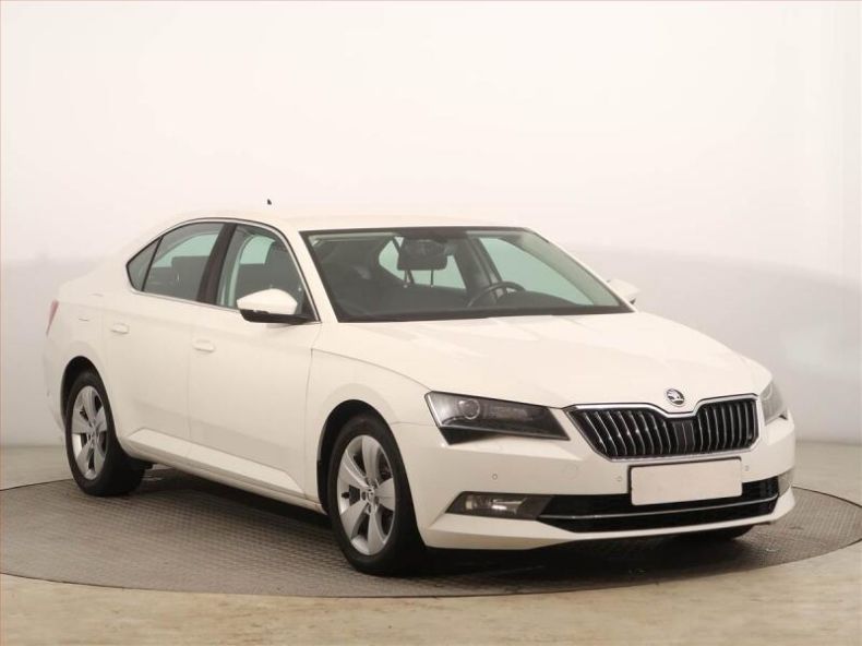 Škoda Superb - hlavní fotka inzerátu