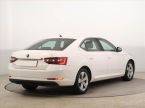 Škoda Superb - fotka číslo 4
