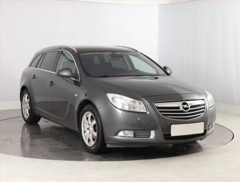 Opel Insignia - hlavní foto