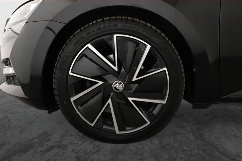 Škoda Superb - hlavní fotka