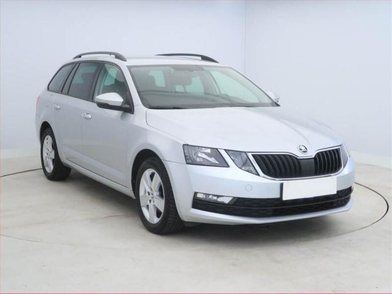 Škoda Octavia - hlavní foto