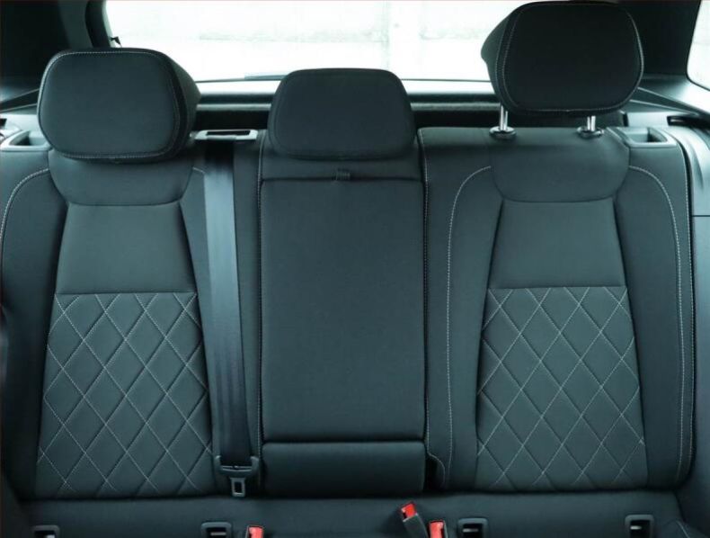 Škoda Karoq - hlavní fotka