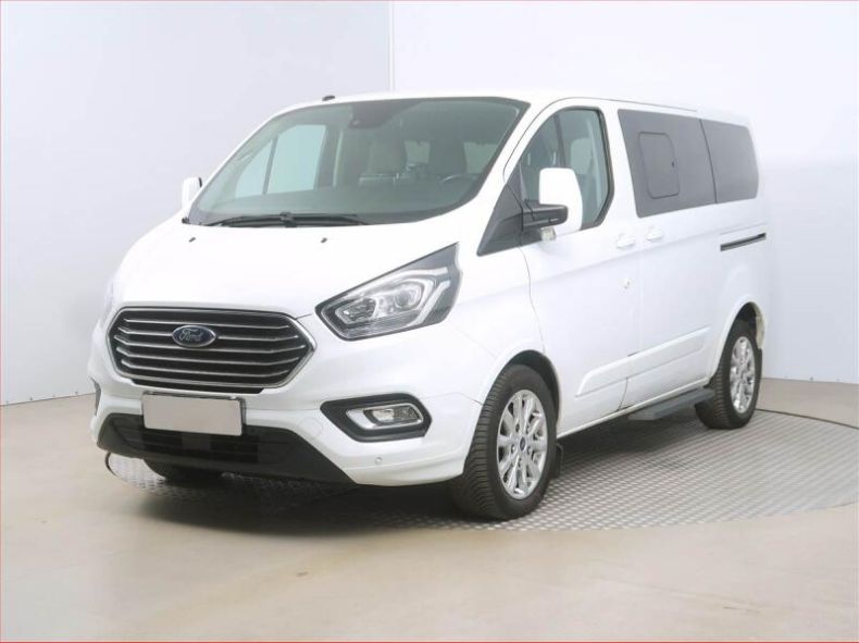 Ford Tourneo - hlavní fotka