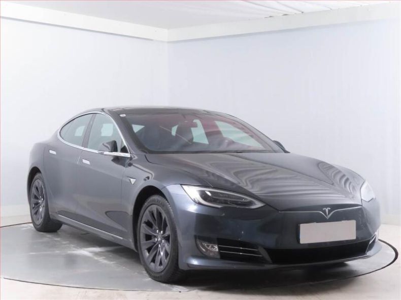 Tesla S-type - hlavní fotka inzerátu