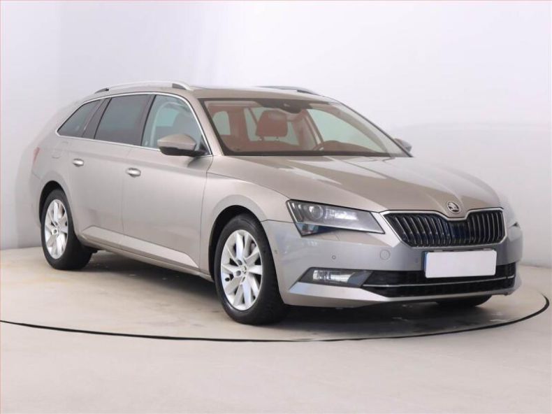 Škoda Superb - hlavní fotka inzerátu