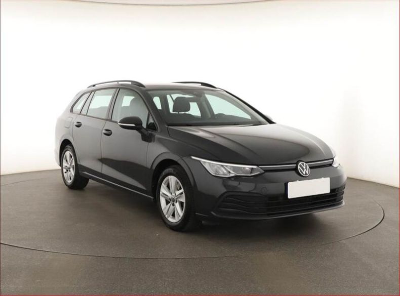 Volkswagen Golf - hlavní foto