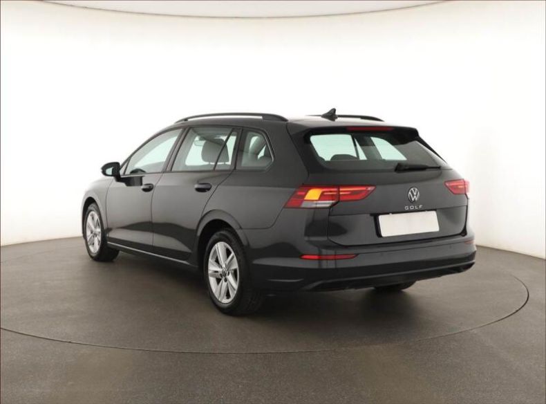 Volkswagen Golf - hlavní fotka