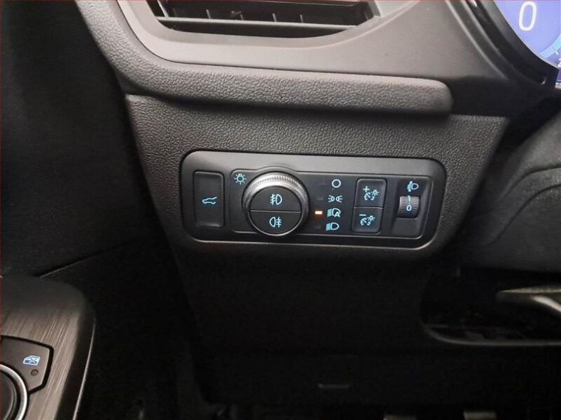 Ford Kuga - hlavní fotka