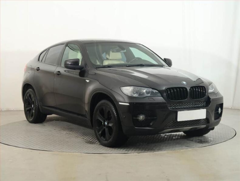 BMW X6 - hlavní foto
