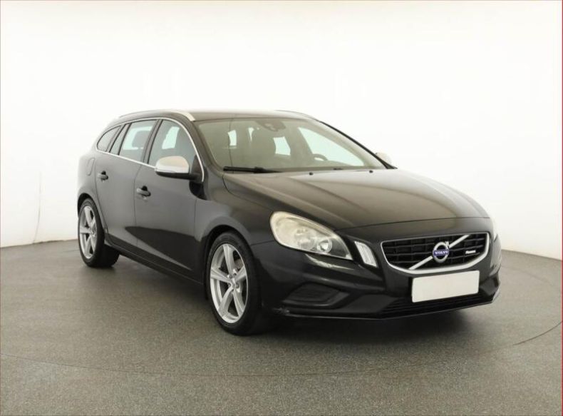 Volvo V60 - hlavní fotka inzerátu