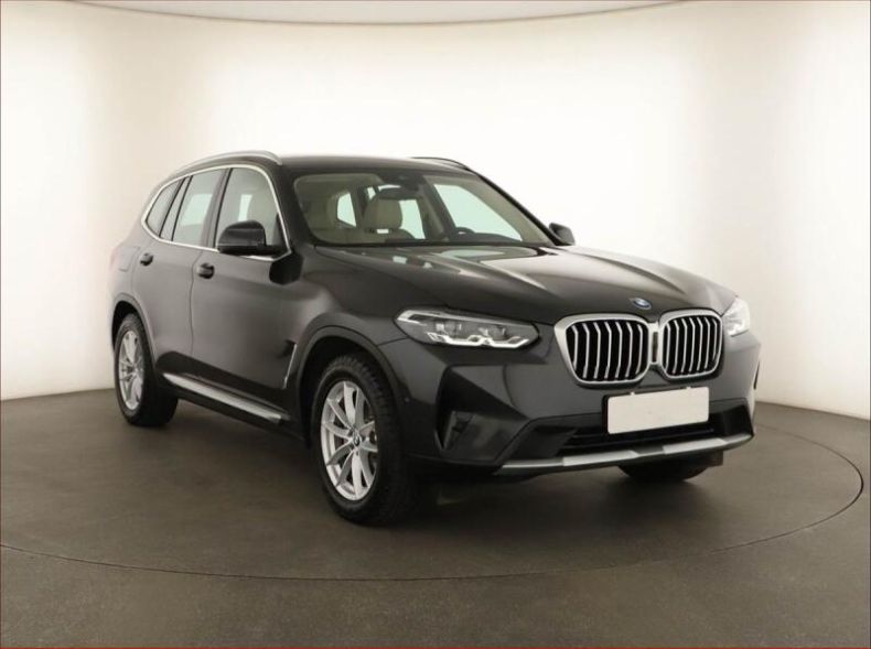 BMW X3 - hlavní foto